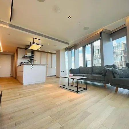 Manhattan Loft Gardens, Stratford E20 London Exterior photo