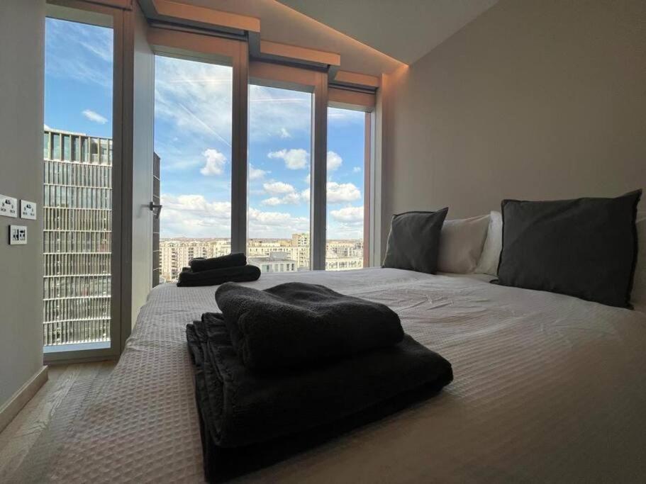 Manhattan Loft Gardens, Stratford E20 Апартаменты *