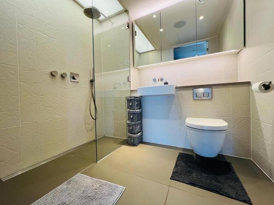 Апартаменты Manhattan Loft Gardens, Stratford E20 Лондон
